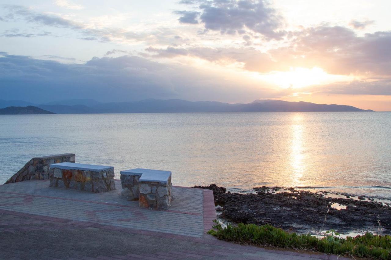 Seaside Studios Megalochori  Εξωτερικό φωτογραφία