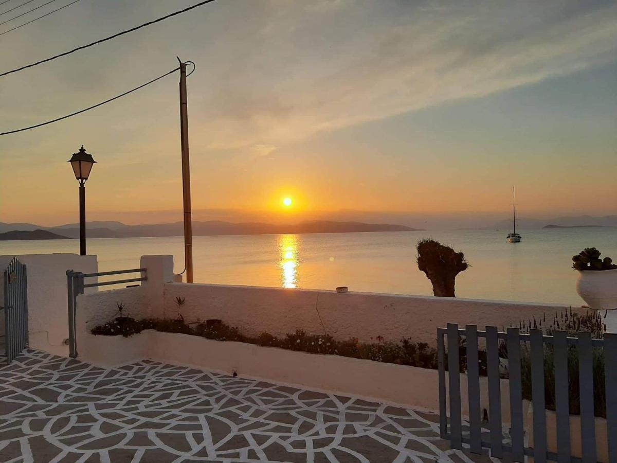 Seaside Studios Megalochori  Εξωτερικό φωτογραφία