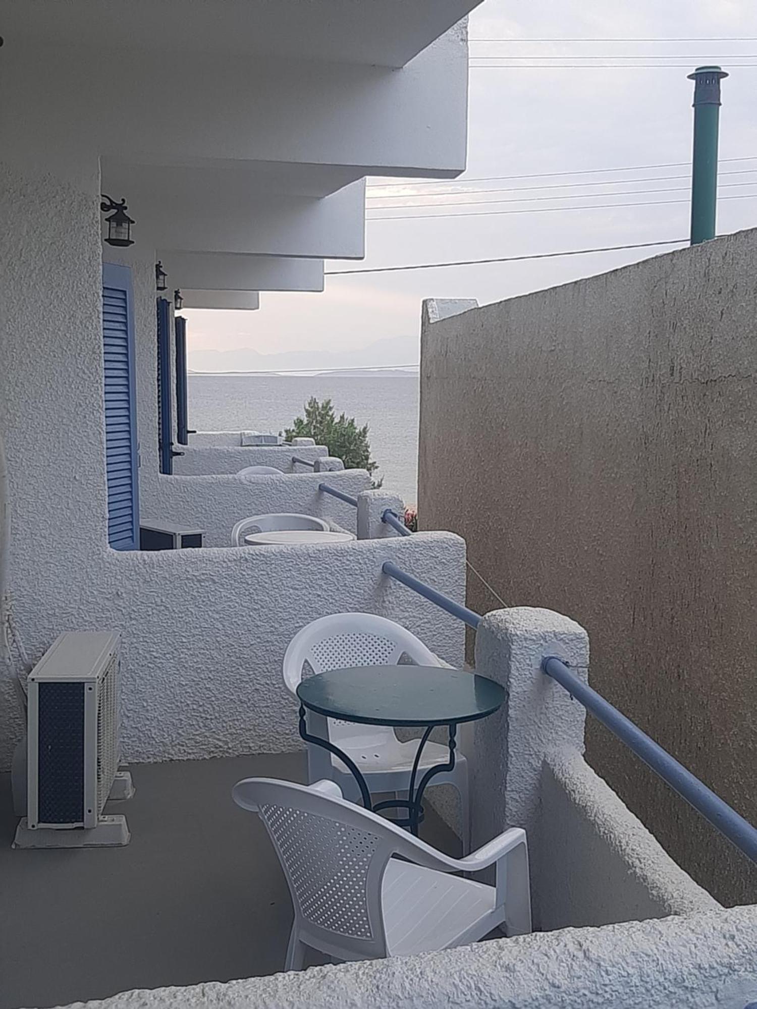 Seaside Studios Megalochori  Εξωτερικό φωτογραφία