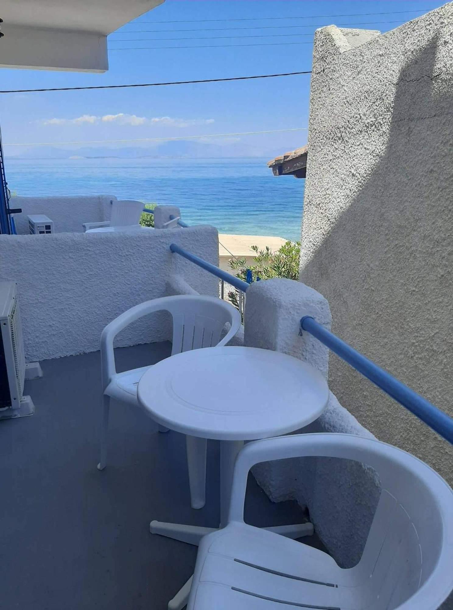 Seaside Studios Megalochori  Δωμάτιο φωτογραφία